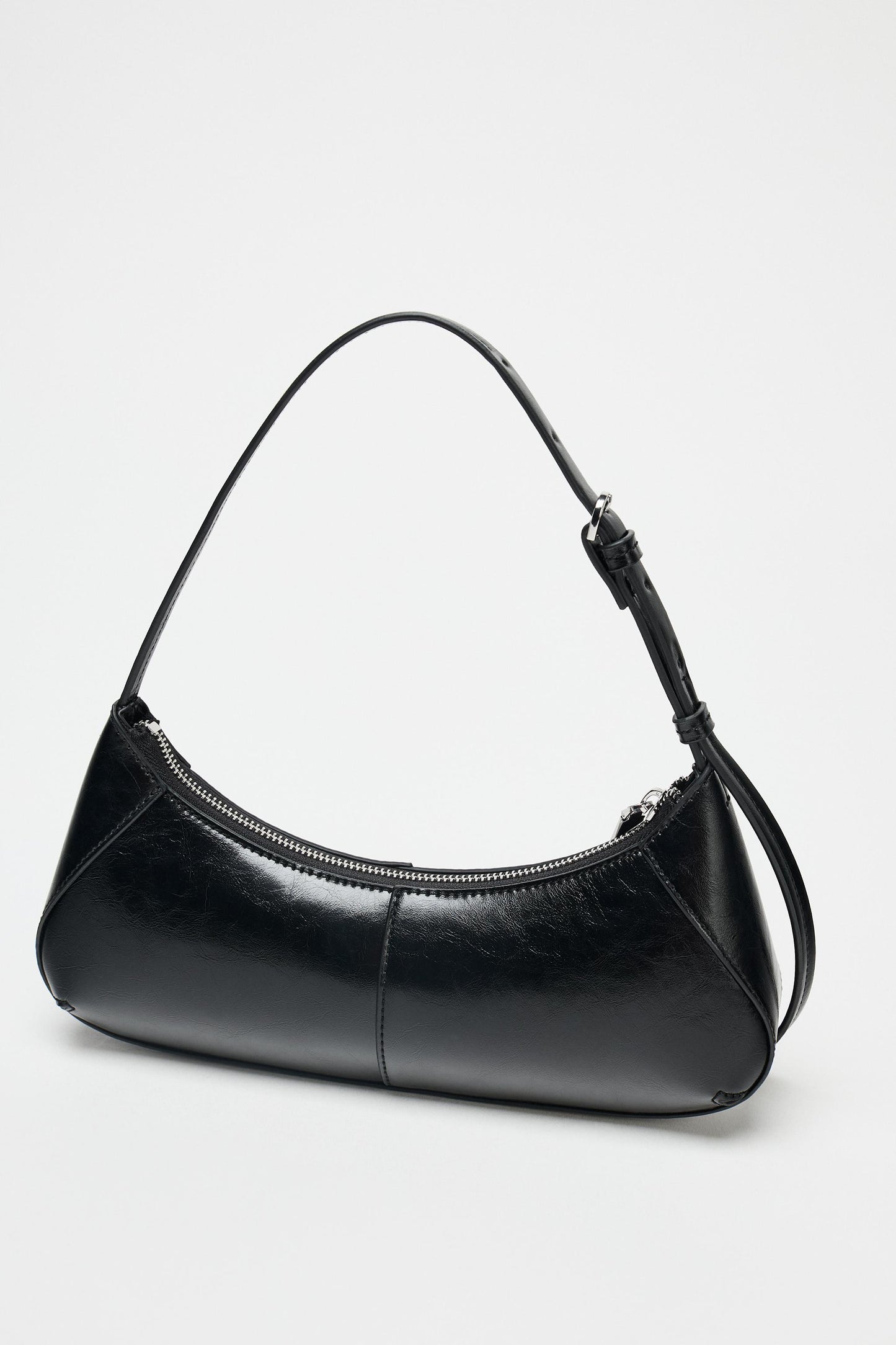 ELONGATED SHOULDER BAG